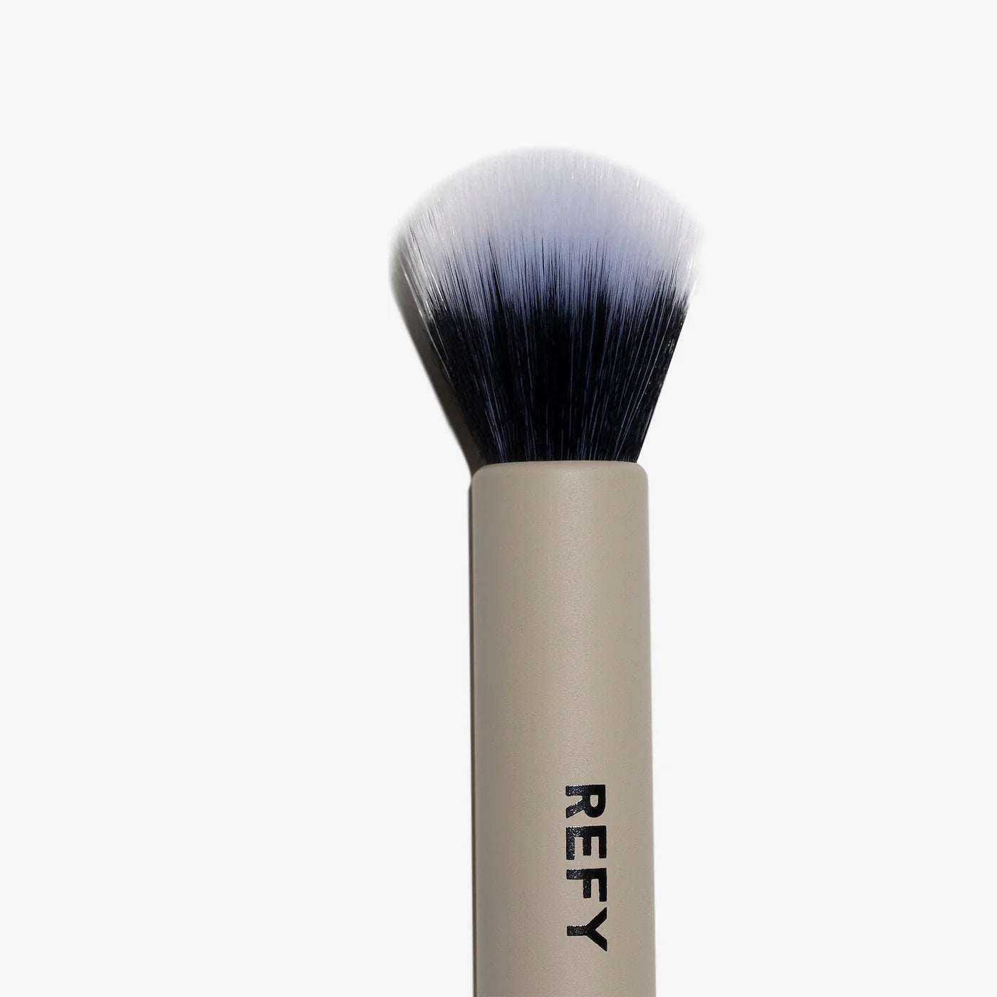 REFY brush for seamless cream application in Kuwait
