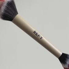 فرشاة مكياج ريفـي لتطبيق الكريمي والبودرة من سكين فاليت الكويت